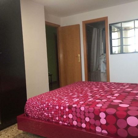 Amplio Y Comodo Apartamento Con Parking Lägenhet Valencia Exteriör bild