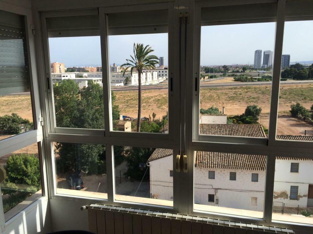 Amplio Y Comodo Apartamento Con Parking Lägenhet Valencia Exteriör bild